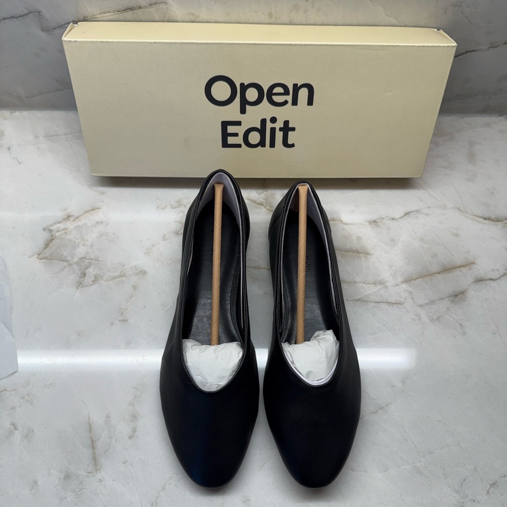 Nordstrom Open Edit Madyson Black Leather Ballet Flats- size 8.5